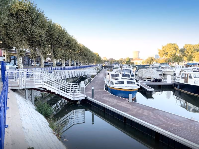 Marina Montceau les Mines