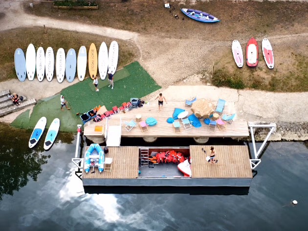 Coffre flottant en acier - Beach Paddle St Maur des Fossés
