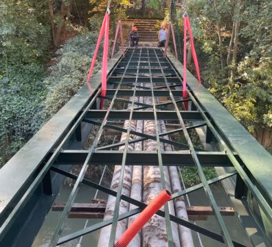 Pose de la nouvelle passerelle à St Maurice (94)