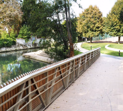 Passerelle de franchissement - Crécy-La-Chappelle