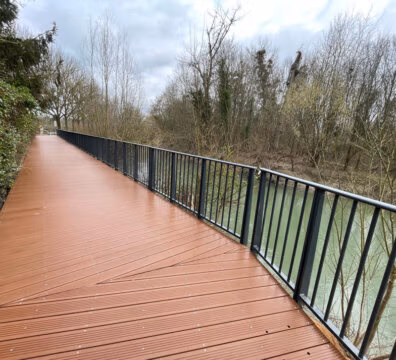 Ponton fixe à Chelles (77)