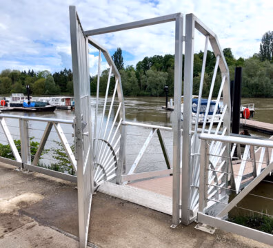 Avon, porte anti-intrusion