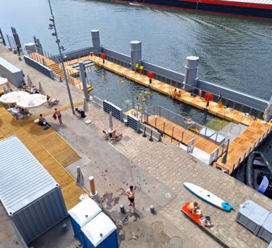 Site de baignade au quai de Bercy - Paris