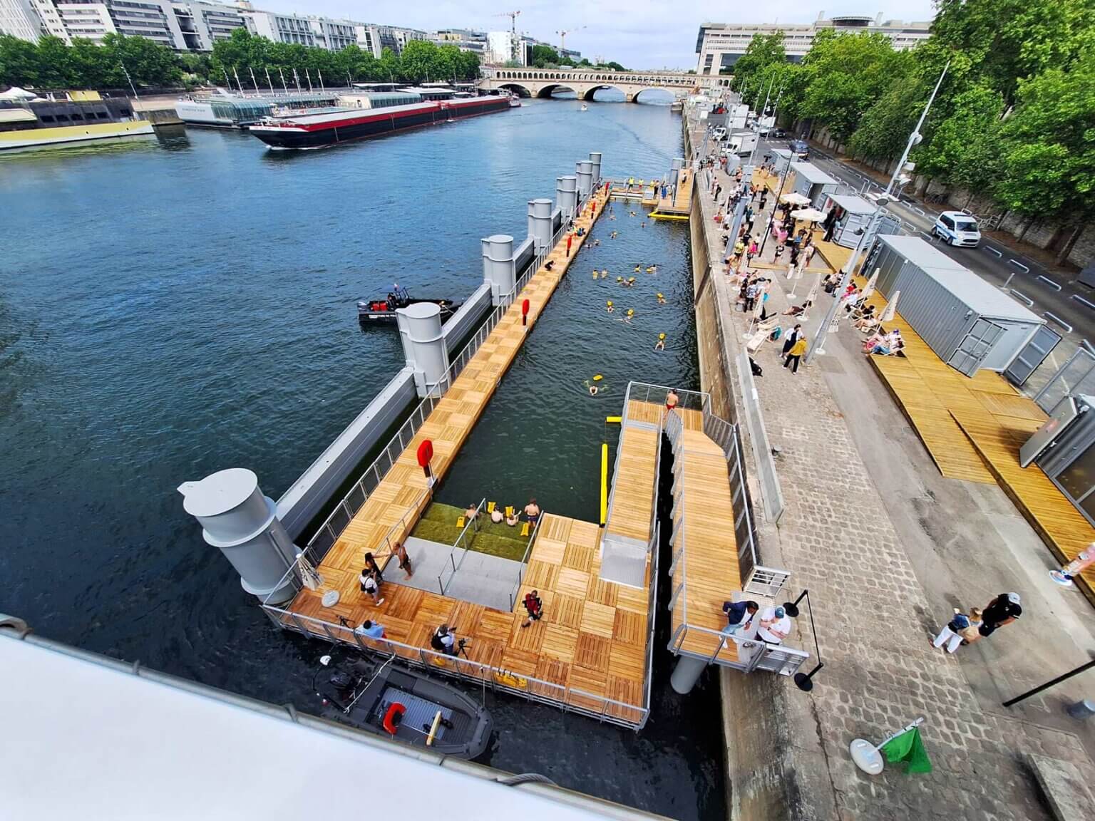 Site de baignade au quai de Bercy - Paris