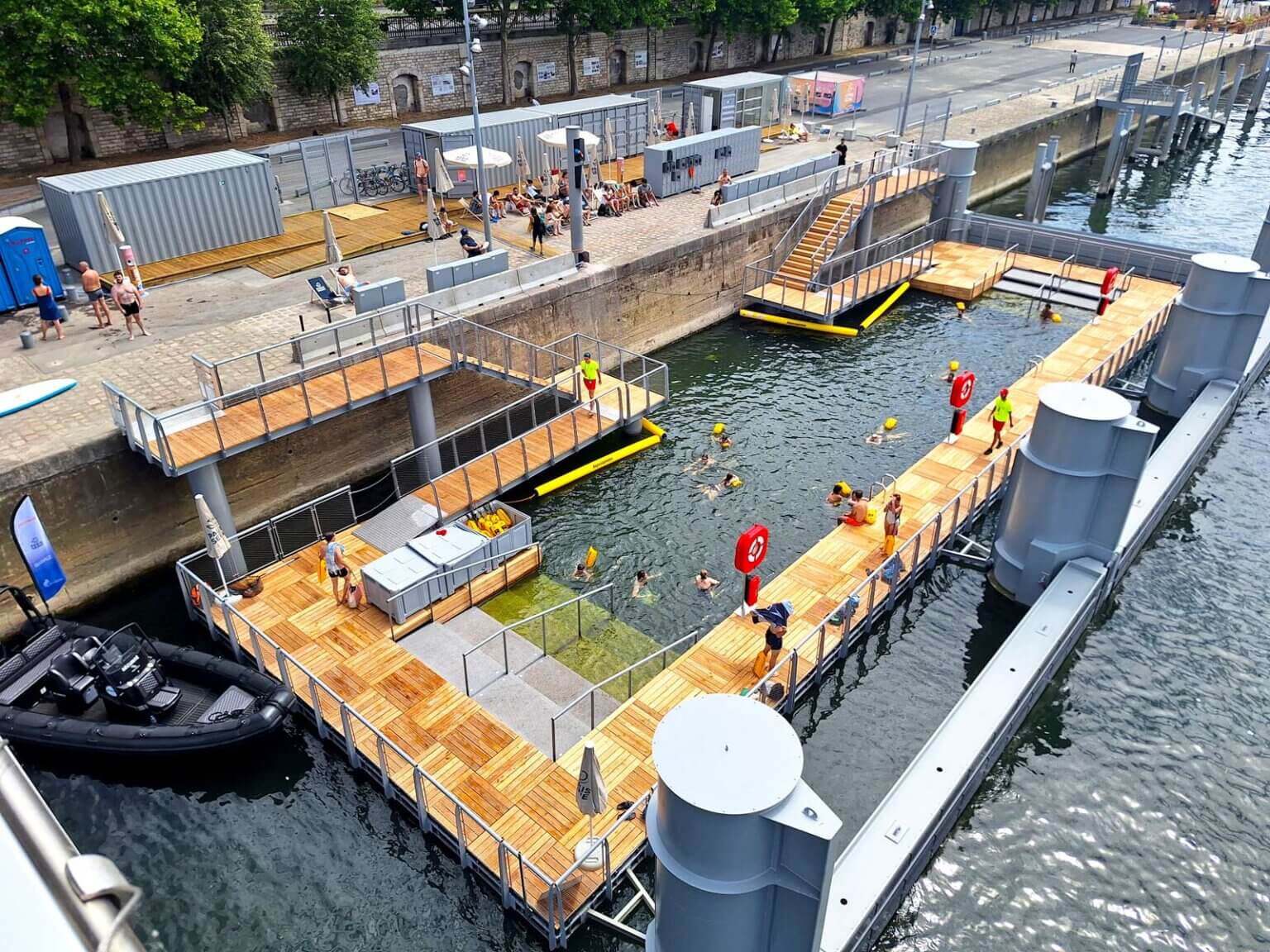 Site de baignade au quai de Bercy - Paris