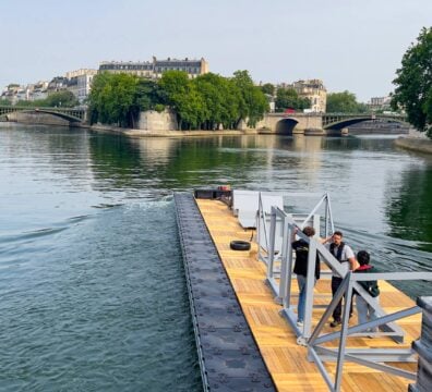 Convoi des pontons, site de baignade à Paris