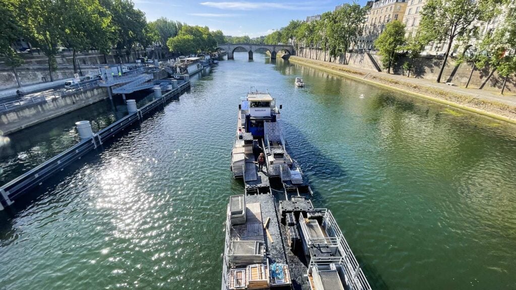 Site de baignade près du pont Louis Philippe, Paris