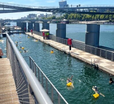 Site de baignade au quai de Bercy - Paris