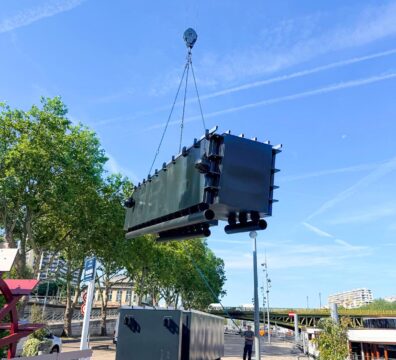 Installations des embarcadère en acier, les Vedettes de la Seine, Paris