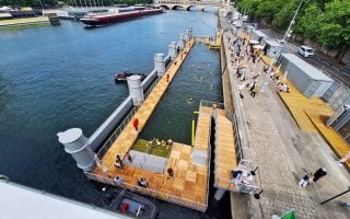 Site de baignade au quai de Bercy - Paris