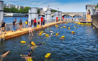 Site de baignade au quai de Bercy - Paris