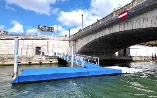 Passerelle et ponton provisoires - Paris