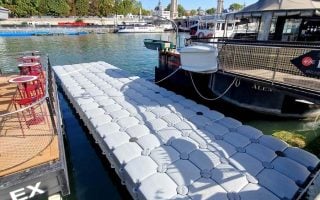 Test event Paris 2023 - Pontons modulaires en plastique
